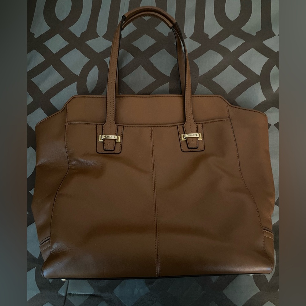 Brown/Cognac Leather Coach Tote Bag